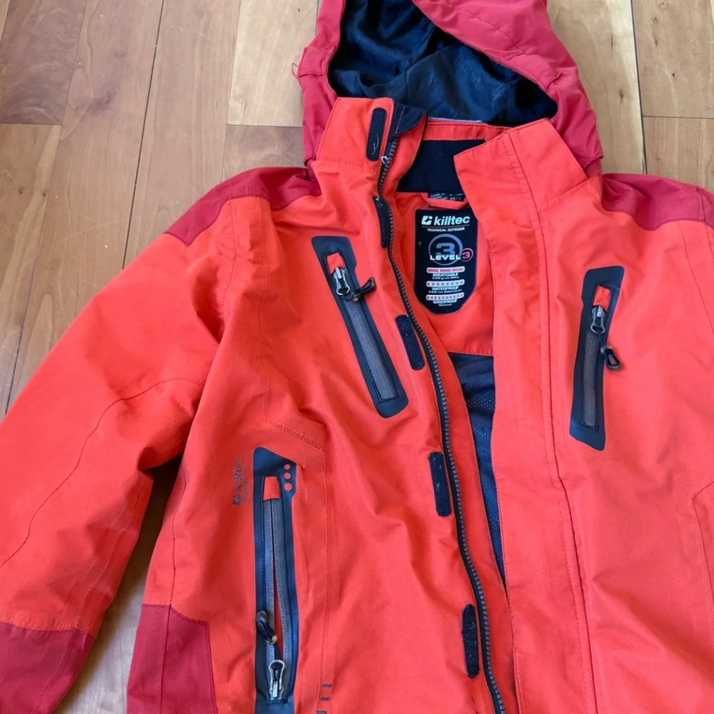 Boy size 10 outer shell - Picture 2 of 3